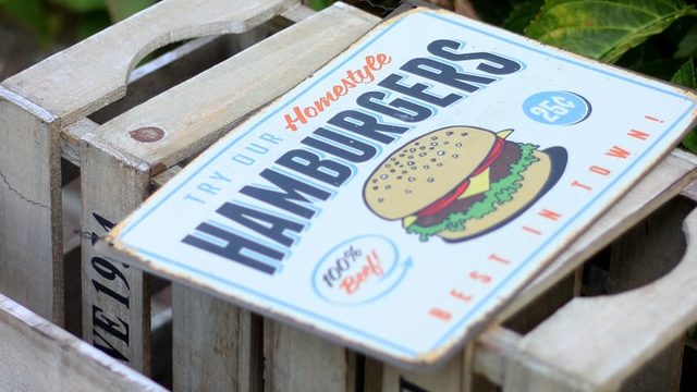 ハンバーガー・ピザ・タコス