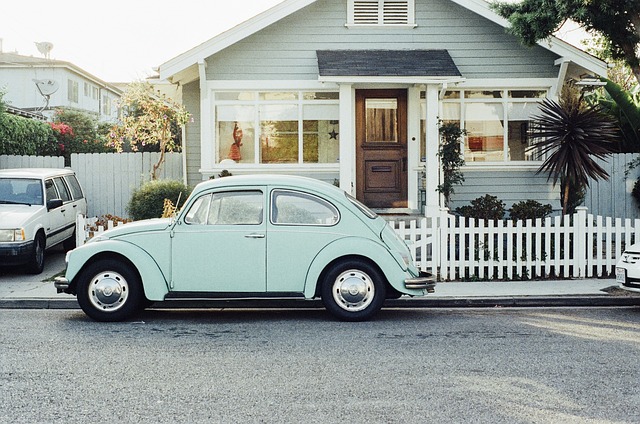 house and beetle car